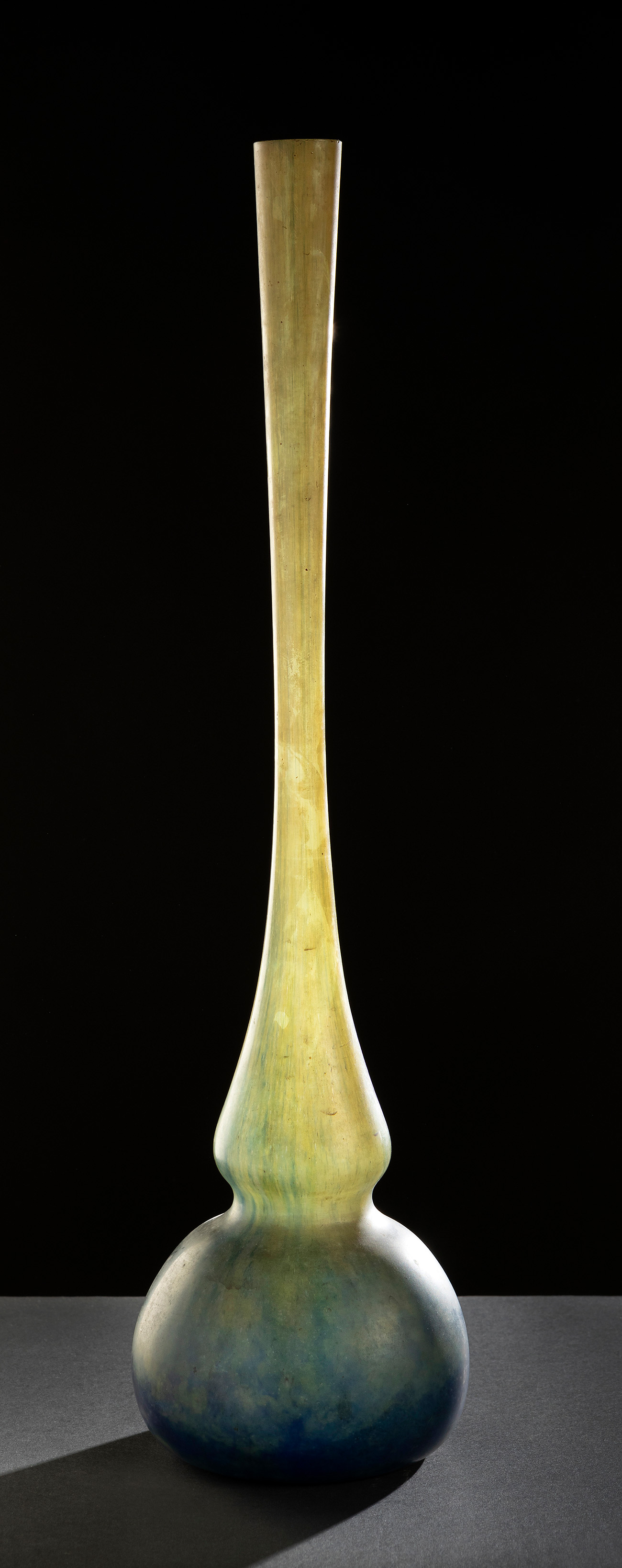 DAUM FRÈRES. Nancy, France, ca.1910.Berluze" soliflower vase.In blown glass.Signed on the side "