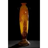 SCHNEIDER-LE VERRE FRANÇAIS. France, first half of the 20th century.Art Deco vase "Glycines", ca.