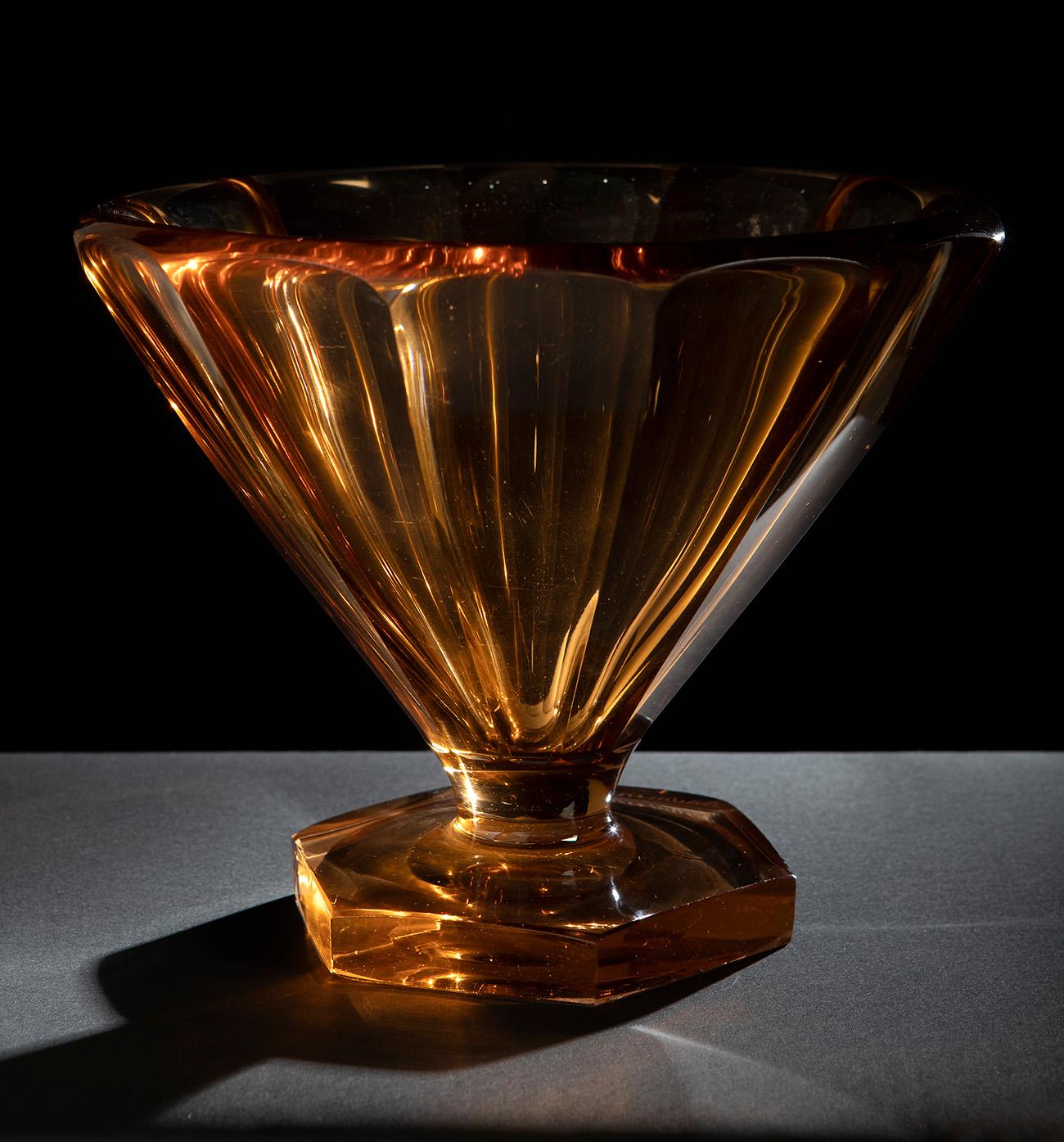 DAUM. Nancy, France, ca.1920.Art Deco centrepiece of dodecagonal form in translucent glass cut in