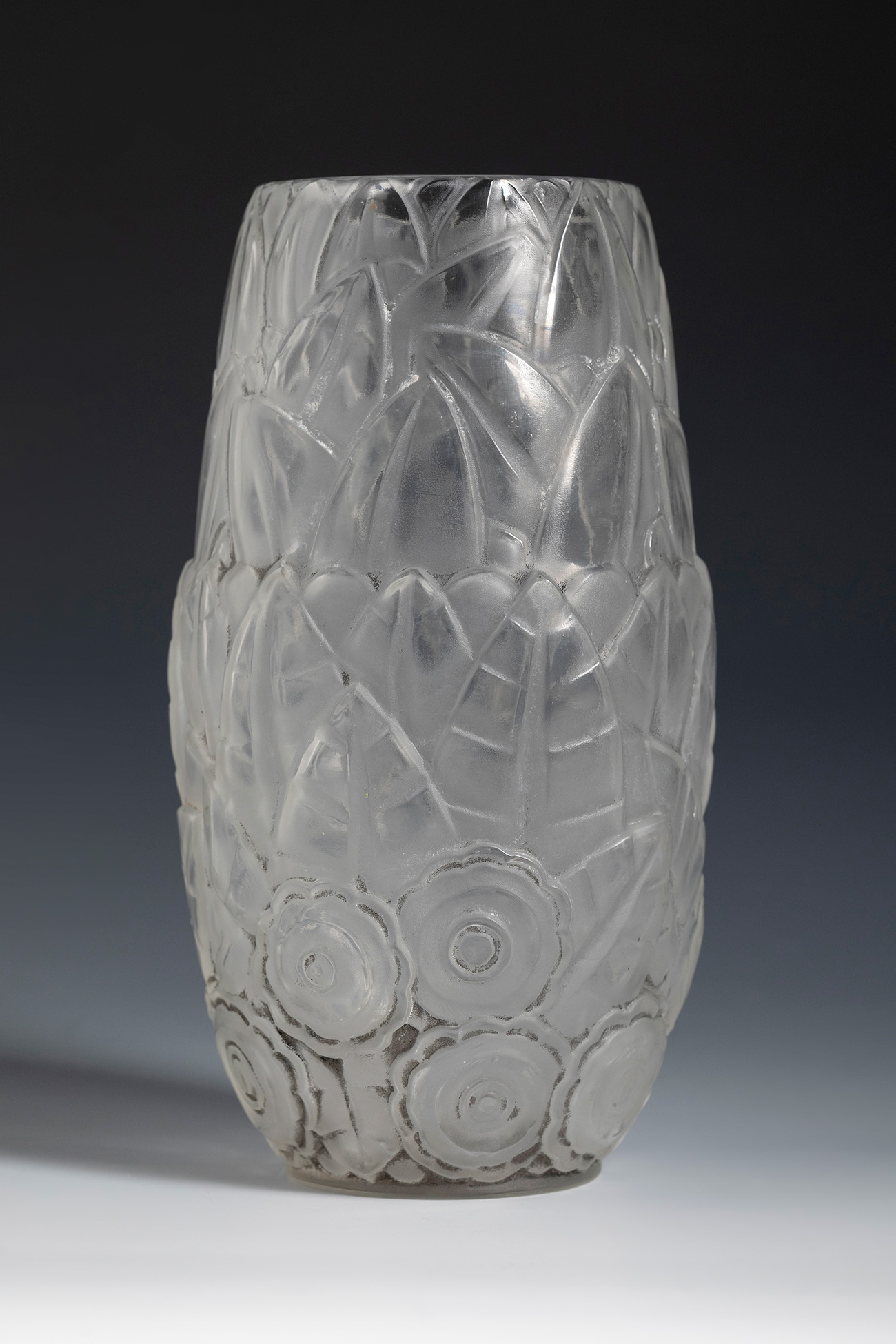 Art-deco FRANCE vase. France, ca. 1940.Moulded glass.Signed France, Made in France, on the reverse - Image 3 of 4