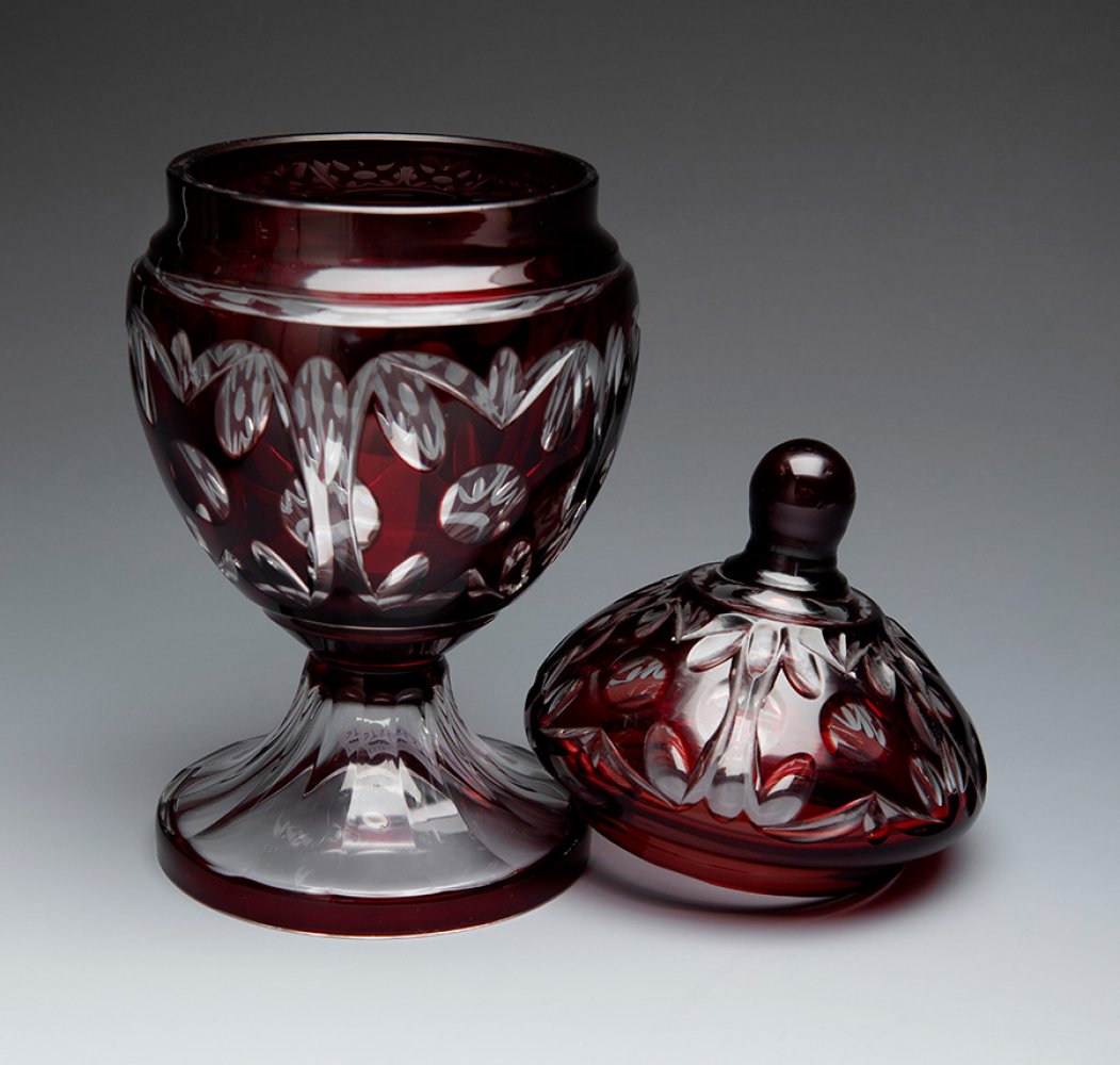 BOHEMIA. Czechoslovakia, second half of the 20th century.Two vases and a bonbonniere.In cut glass. - Image 2 of 5