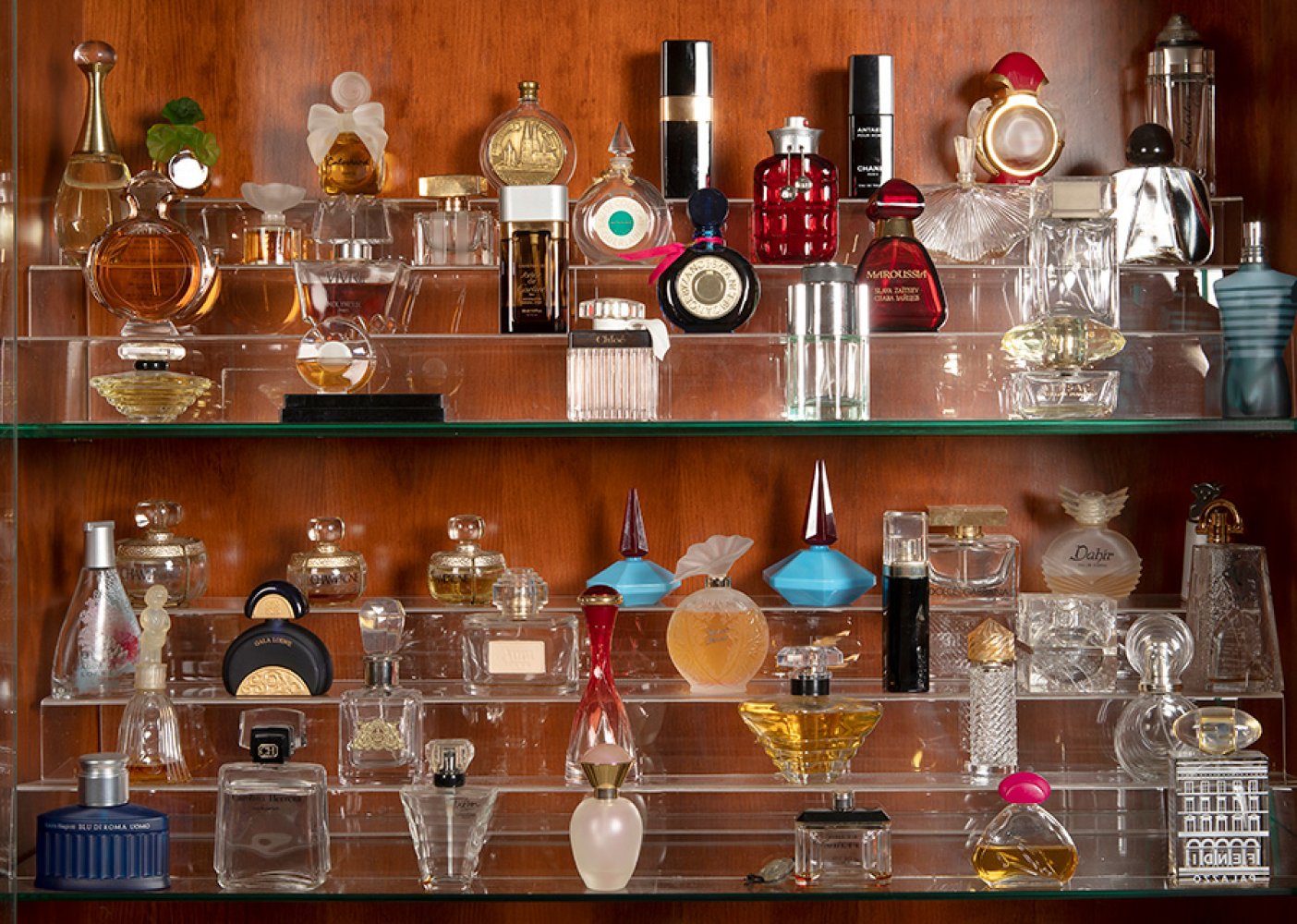 Collection of perfumes and perfumers, from 1925 to the present day.Provenance: Private Spanish - Image 4 of 7