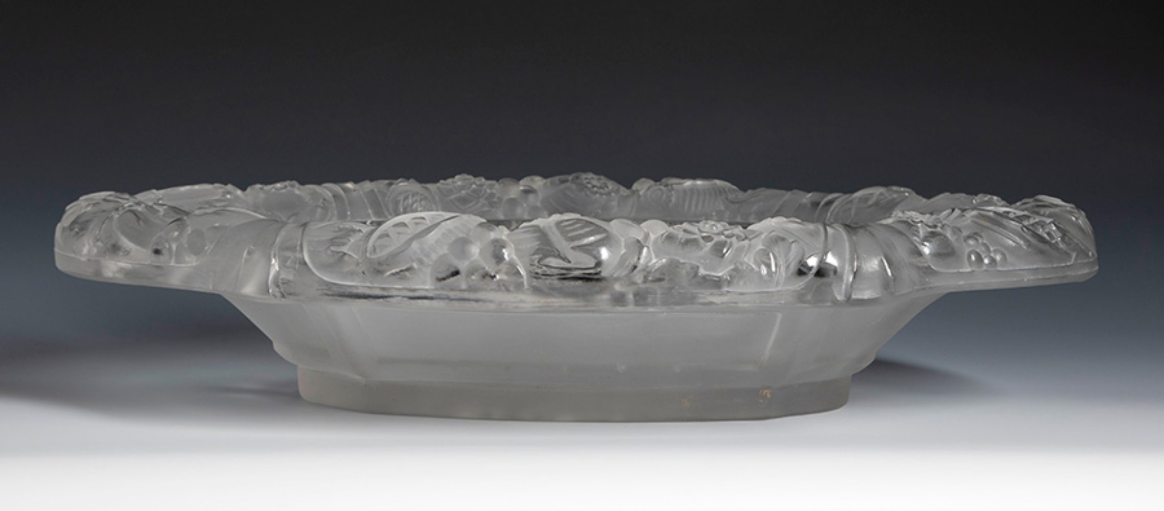 Oval centre. France, mid-20th century.Moulded glass.Wear and tear due to use and the passage of - Image 3 of 4