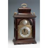 George III Bracket Clock, signed Simpson Wigton. England, second half of the 18th century.Mahogany