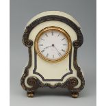 Enamelled and gilded silver travel clock. Early 20th century. White dial, Roman numerals. Without