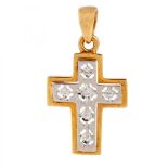 Bicolor pendant in yellow and white gold wiht a shape of a cross. The center of the figure is