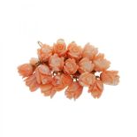 Japanese coral necklace clasp, with 18 small hand-carved flowers forming mobile resets, set in 18 kt