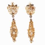 Pair of Valencian polka dot earrings, from the end of the 19th century, in 18 kt yellow gold, and