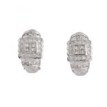 Pair of earrings made in 18 kt white gold, with 48 brilliant-cut diamonds and 8 princess-cut