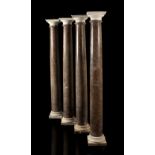 Four 17th century Tuscan columns.In marble.Some faults in the marble.Measurements: 147 cm.