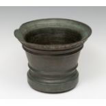 Pharmacy mortar and pestle; Seville, 1787Bronze.Signed, dated and located in the mouth.Measurements: