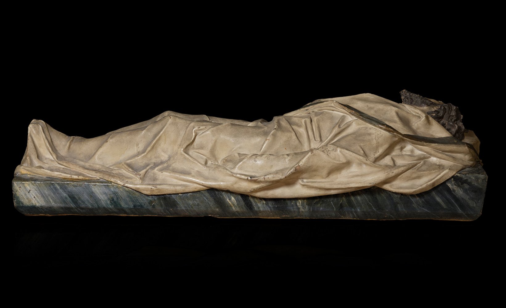 Spanish school; 18th century."Recumbent Christ".Polychrome terracotta.It has slight faults. - Bild 2 aus 7