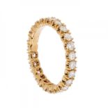 Ring in 18k yellow gold. With brilliant-cut diamonds, total weight approx. 1.50 cts. Measurements: