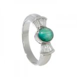 Ring in platinum and cat's eye tourmaline. Triplet model with central tourmaline of 1.23 cts. in