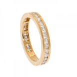 18k yellow gold wedding band ring. With brilliant-cut, air-set diamonds, total weight ca. 1.00