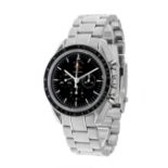 OMEGA SPEED MASTER 50th anniversary men's/unisex watch. In steel. Black dial with dotted numerals.