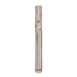 MONTEGRAPPA "REMINISCENCE" FOUNTAIN PEN.Barrel in sterling silver.Limited edition.Bicolour 18 Kts