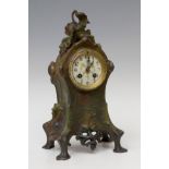 Clock; Art Noveau, France, 20th century.Polychrome pewter.Presents illegible signature.Measurements: