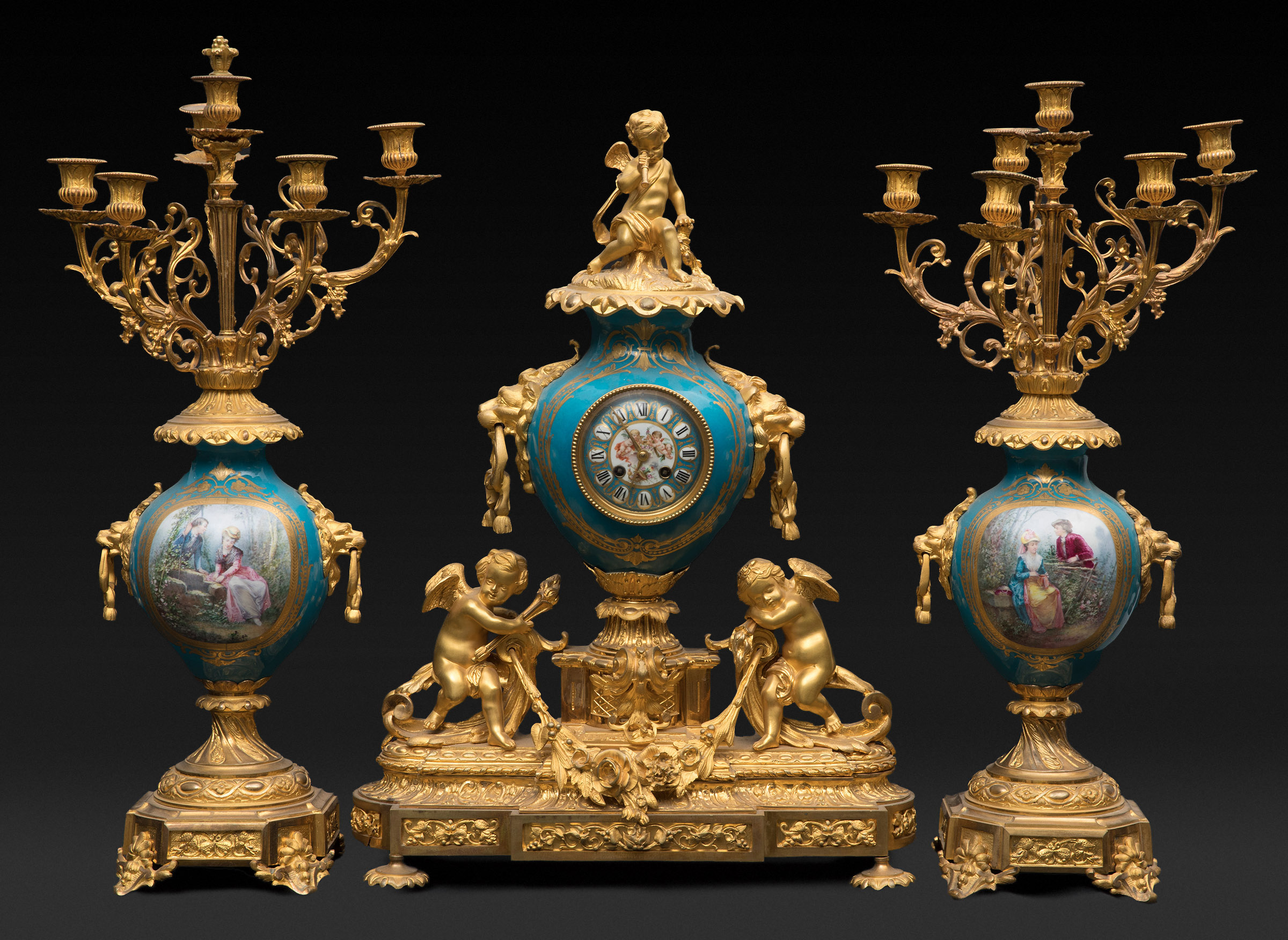 Harness; Napoleon III, second half of the 19th century.Gilt bronze and porcelain plates from