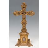 French reliquary, ca. 1800.Carved and polychrome wood.With document and wax seals.Measurements: 57 x