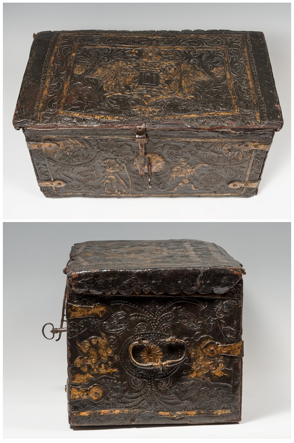 Colonial chest from the 17th century.Embossed and gilded leather, wood and wrought iron. - Bild 2 aus 7