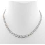 Necklace in 18kts white gold with diamonds, brilliant cut, mounted in the shape of a gradient