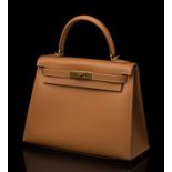 HERMÈS.Bag Model Kelly 25.Camel chamonix leather. Series D59- S.Preserves box and dustbag.