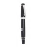 MONTBLANC "BOHEME NOIRE" FOUNTAIN PEN.Barrel in black resin and details in beach and black stone.