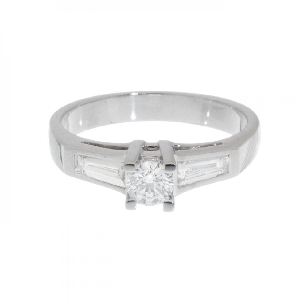 Ring in 18kt white gold. With a central brilliant-cut diamond, weighing ca. 0.25 cts. and set in - Image 2 of 3