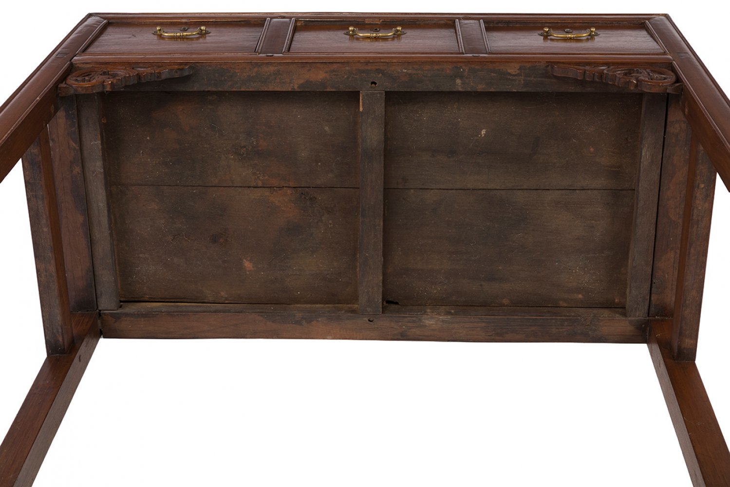 Sideboard. China, Qing Dynasty, 19th century.Rosewood.Bronze handles and keyholes.It has a key.It - Image 3 of 7