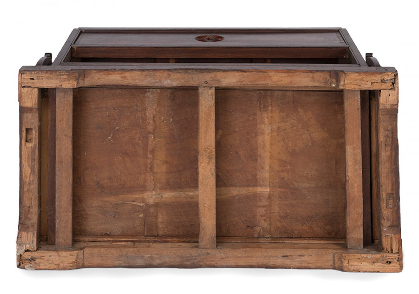 Commode. China, Qing Dynasty, 19th century.Rosewood. Measurements: 96 x 89 x 53 cm.A rare piece of - Image 2 of 6