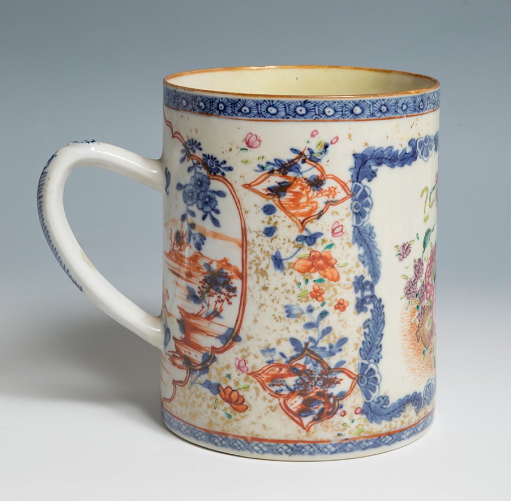 Imari Chinese jug, early 20th century.Enamelled porcelain.Measurements: 14 x 11 cm.Chinese jug of - Image 3 of 4