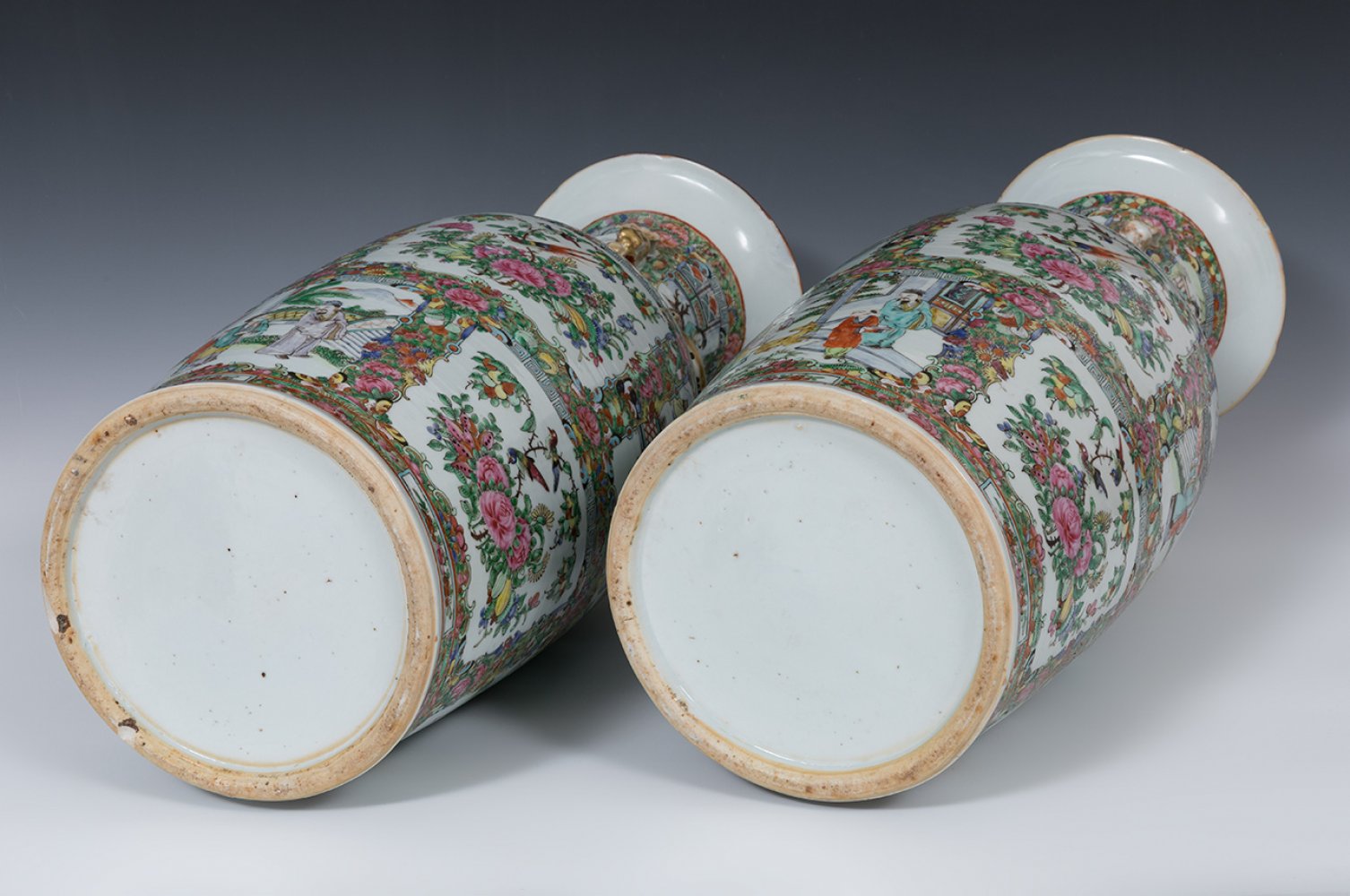 Pair of vases after models of the Green Family; Canton, China 19th century.Enamelled porcelain.The - Image 2 of 7