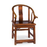 Horseshoe chair. China, 19th century.Jumu (southern elm) wood.With an export stamp on the back of