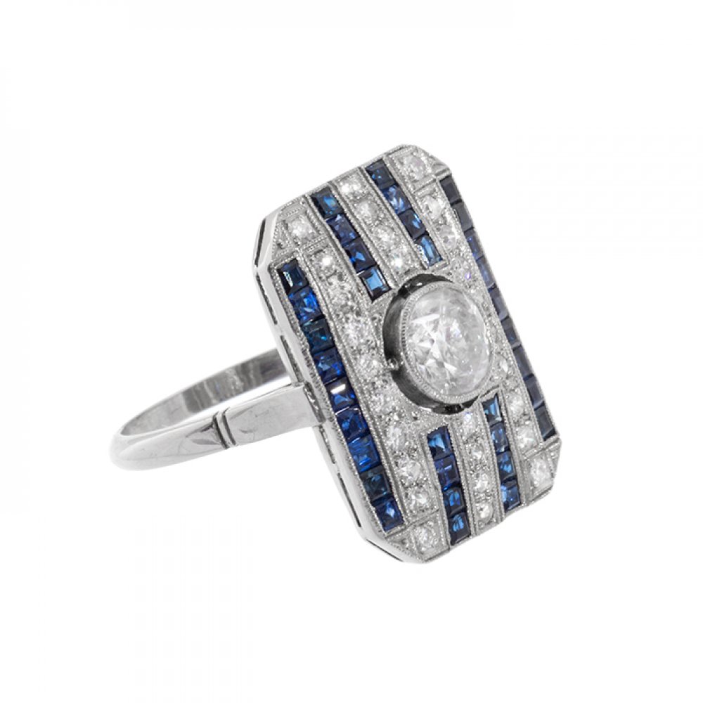 Ring in platinum, diamonds and sapphires Art deco style, with geometric frontispiece in parallel - Image 3 of 4