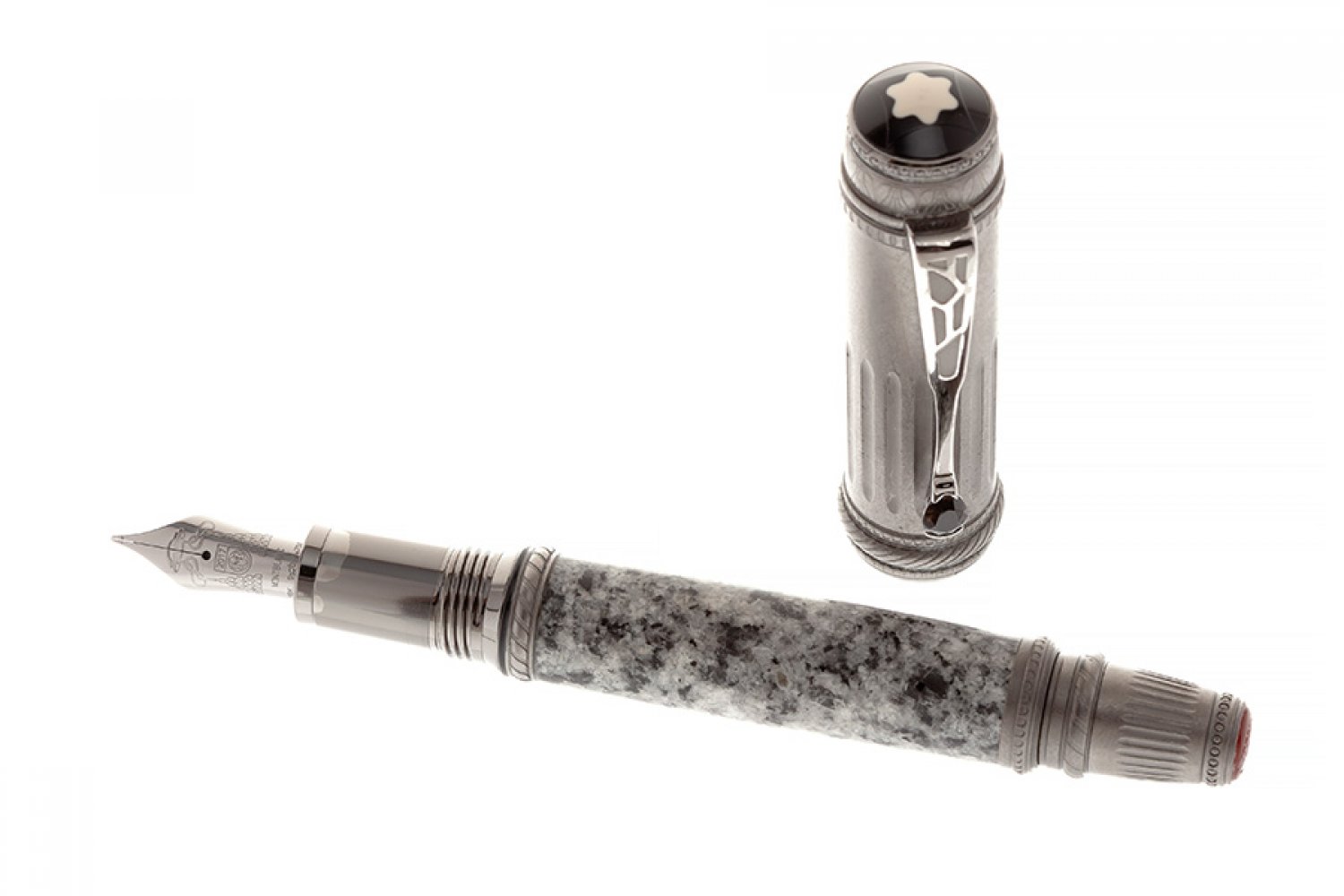 MONTBLANC "SCIPIONE BORGHESE" FOUNTAIN PEN.Resin and silver barrel.Nib of 18 Kts gold decorated with - Image 2 of 3