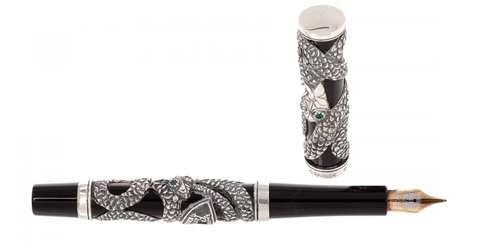 PARKER SNAKE FOUNTAIN PEN, 1997.Black resin barrel with emeralds and silver.Nib in 18 kts. gold - Image 2 of 3