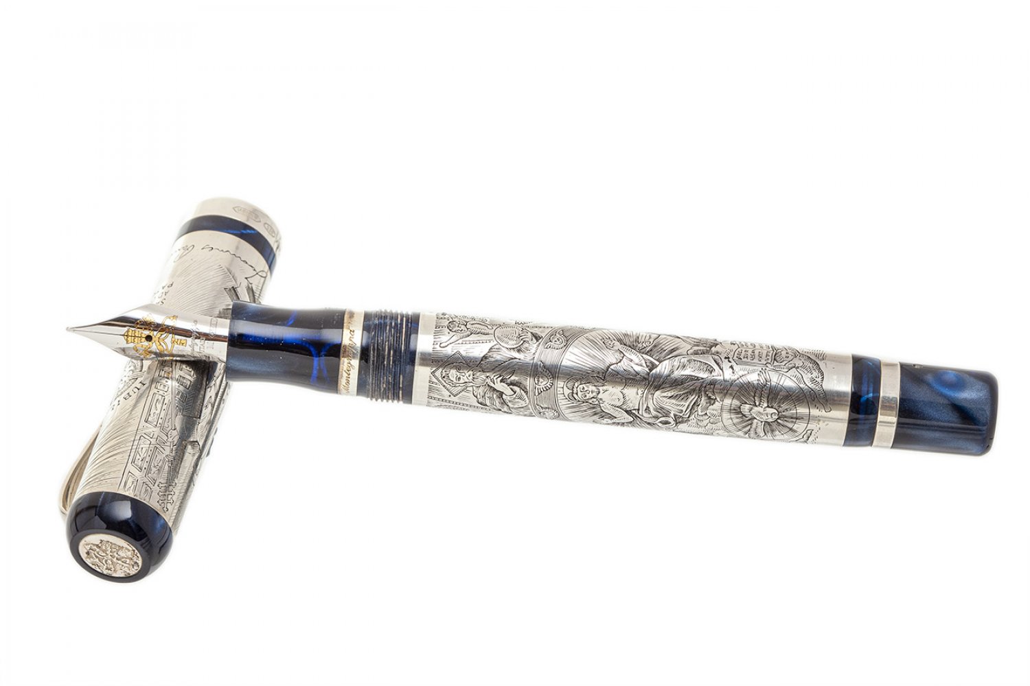 MONTEGRAPPA FOUNTAIN PEN "VATICAN PAPAL", 2000.Barrel in embossed silver and blue resin.Limited - Image 2 of 6