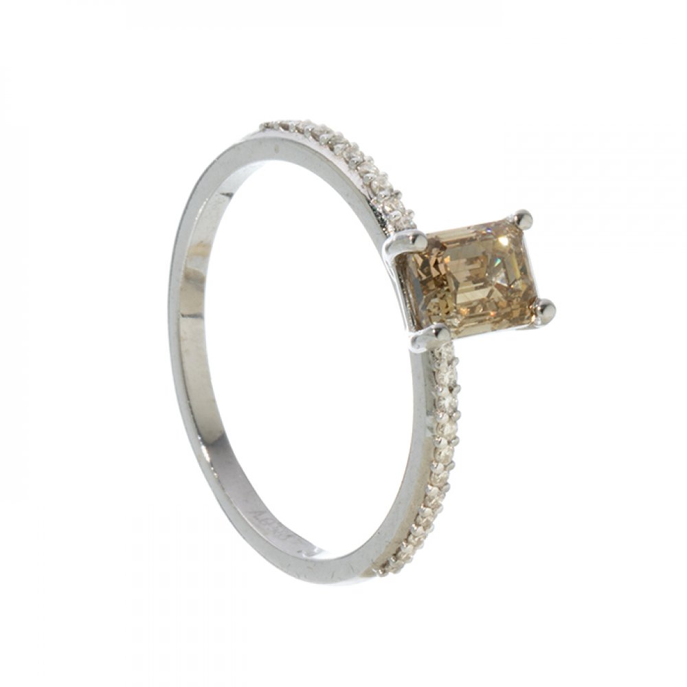 Solitaire ring in 14 kts. white gold with emerald cut diamond VS2 Fancy Yellow with ca. 1,05 cts.
