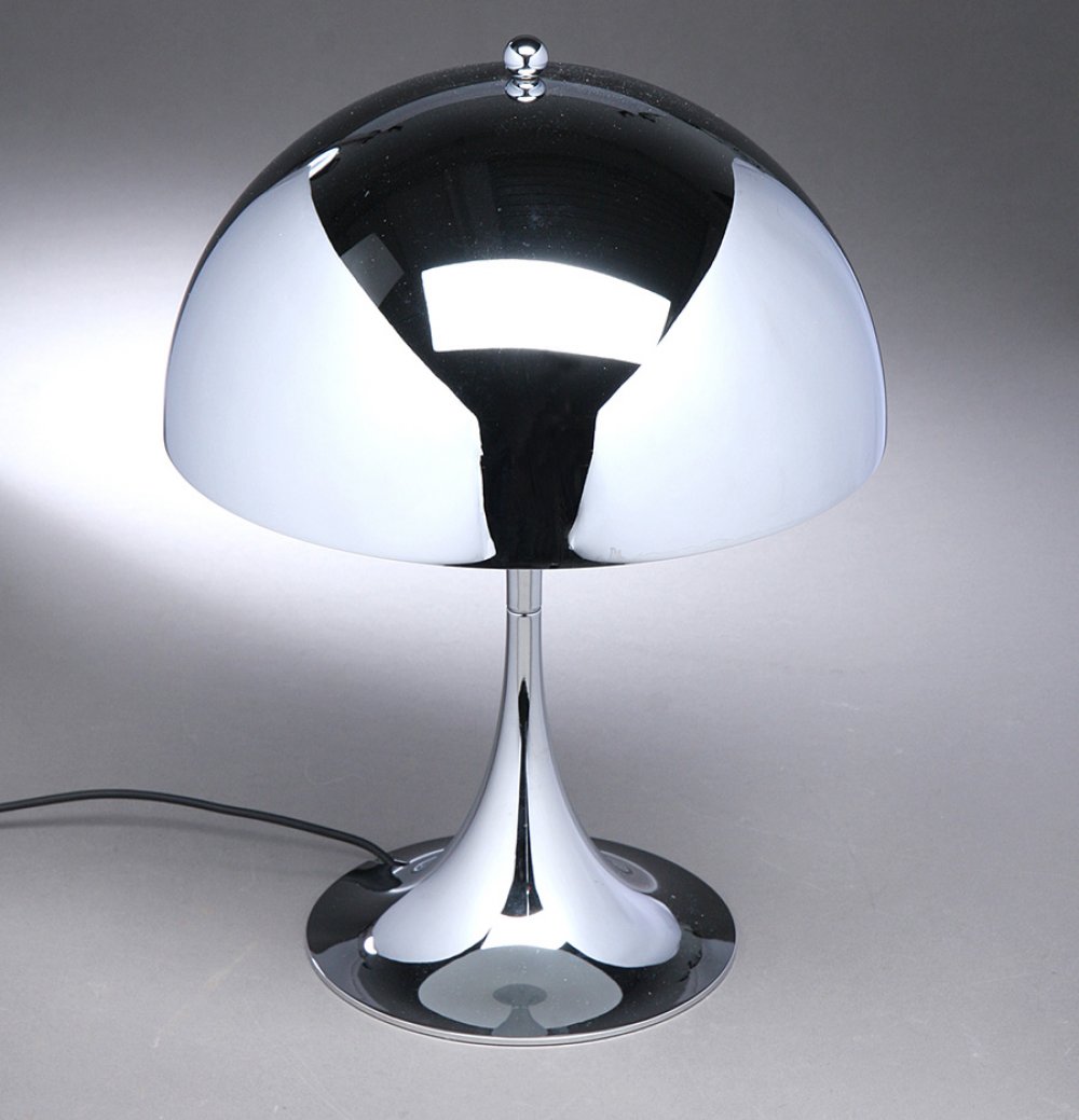 VERNER PANTON (Denmark, 1926 - 1998) for Louis Poulsen.Pair of table lamps, Model "Panthella Mini". - Image 3 of 6