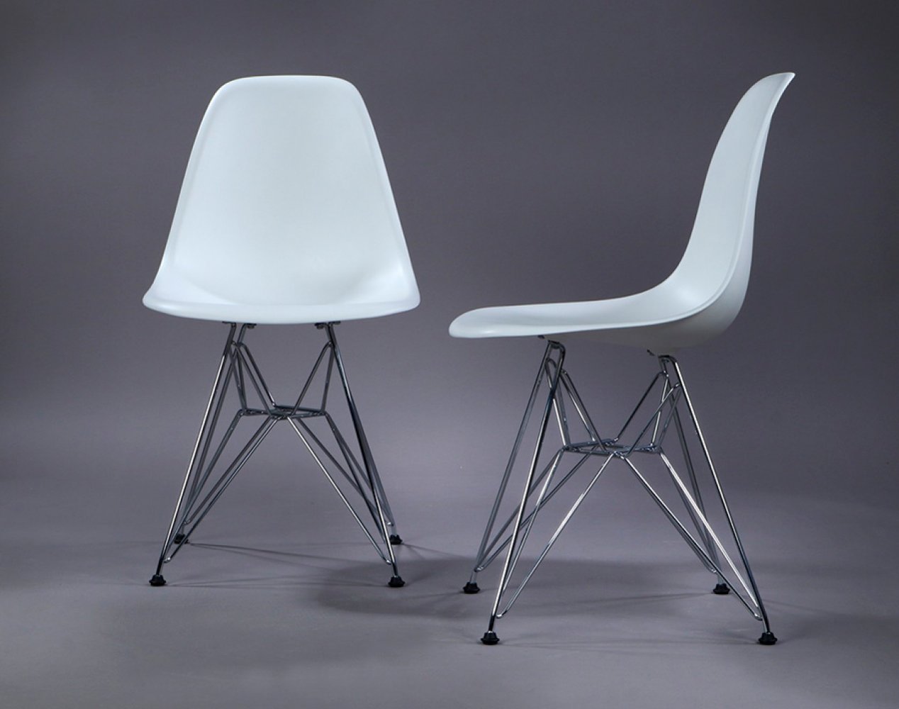 CHARLES EAMES (USA, 1907 - 1978) & RAY EAMES (USA, 1912 - 1988) for VITRA.Set of six shell chairs, - Image 4 of 6