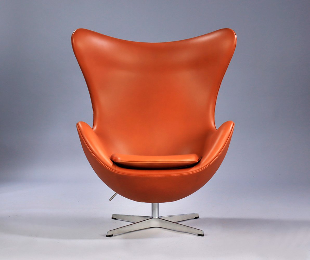 ARNE JACOBSEN (Denmark, 1902 - 1971) for FRITZ HANSEN.Egg Chair, model 3316, design 1958-59.Original - Image 7 of 7