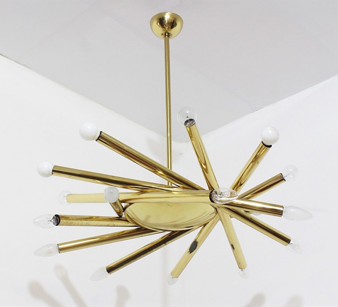 Stilnovo ceiling lamp, 1950s.Brass.The piece will be available approximately 15 days after payment.