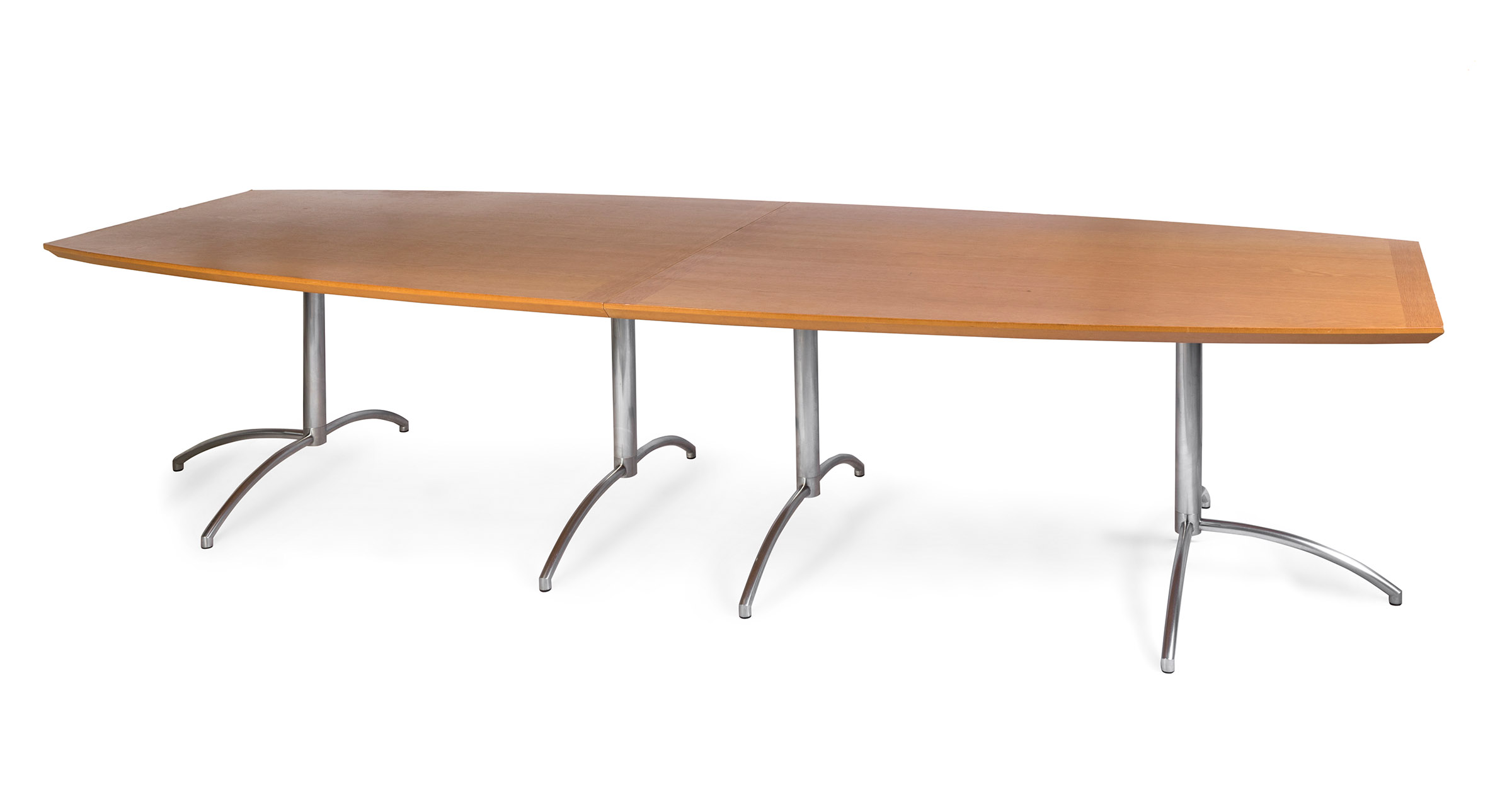 JOHANNES FOERSOM (Denmark, 1947).Boardroom table and 8 chairs.Wooden top, aluminium feet.Chairs - Image 5 of 7