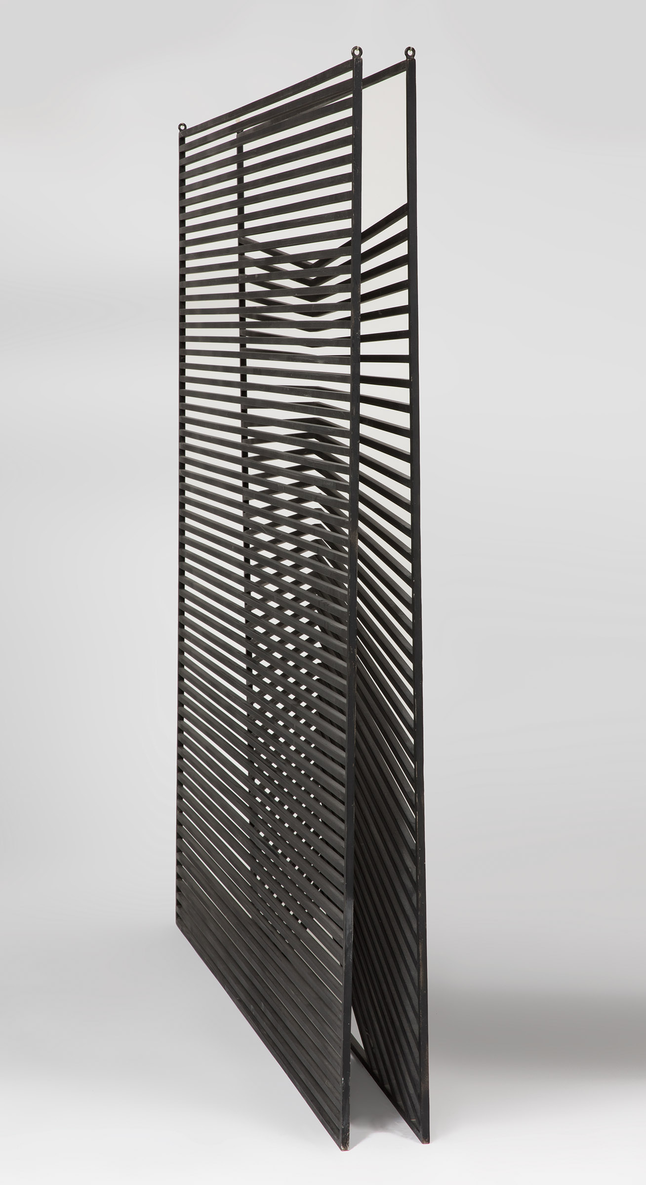 EUSEBIO SEMPERE (Onil, Alicante, 1923 - 1985)."Grille", circa 1970.Iron sculpture. Unique piece. - Image 5 of 5