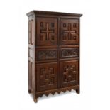 Furniture-cum-chest of drawers from the 17th century.Walnut wood.It has a key.One door and the