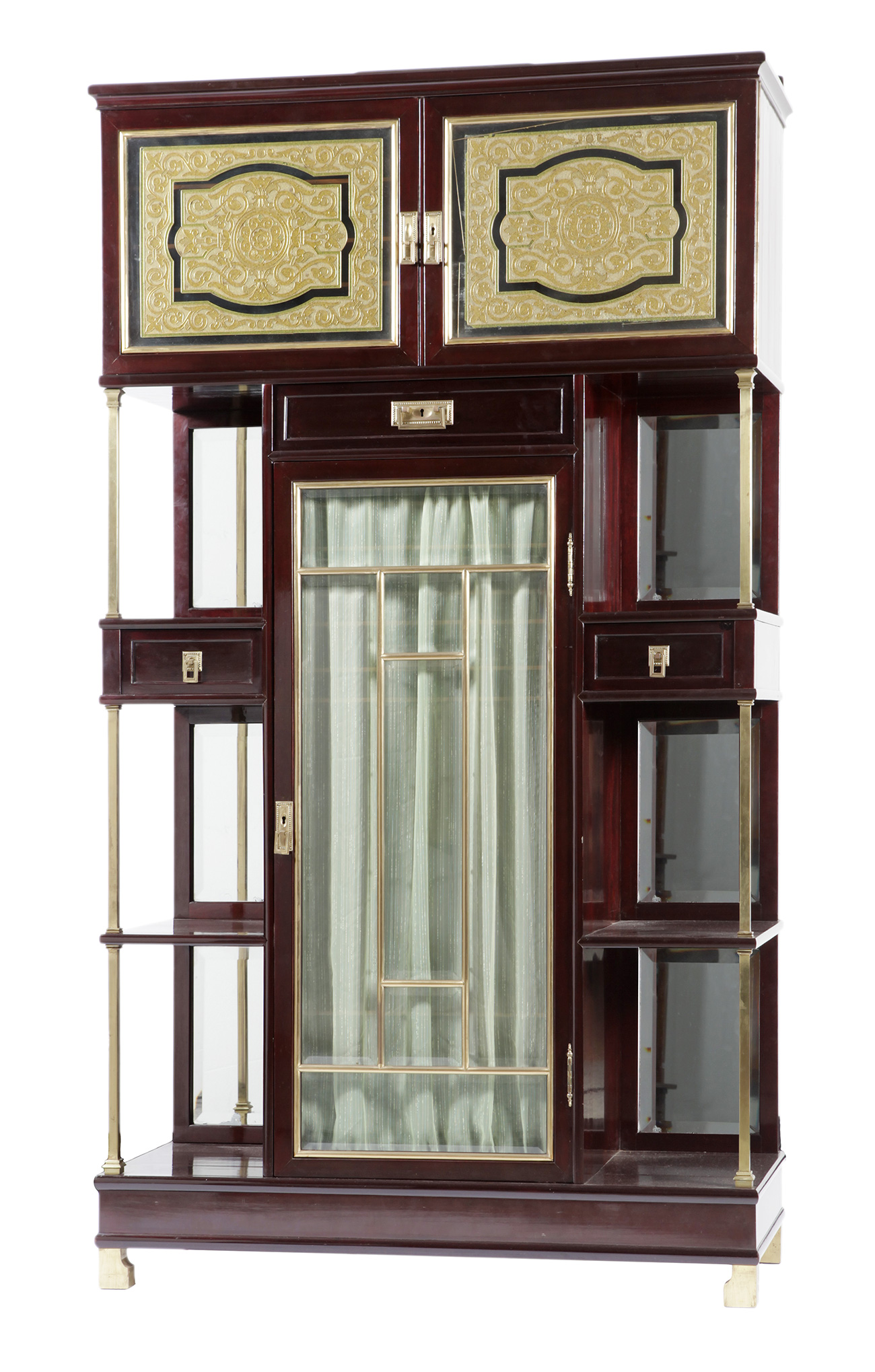 FRANCESC VIDAL JEVELLÍ (Barcelona, 1848 - 1914).Display cabinet, ca. 1900-1910.Mahogany wood and