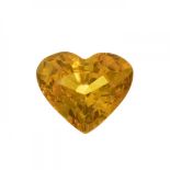 Heart-cut yellow sapphire, weighing ca. 2.70 carats.Measurements: 9,2 x 7,7 x 5,1 mm