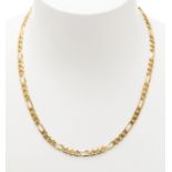 18kt yellow gold choker with articulated links. With hallmarks of the manufacturer. Gold weight: