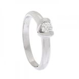 Solitaire ring in 18k white gold. With central diamond, brilliant cut, J colour, SI2 purity and